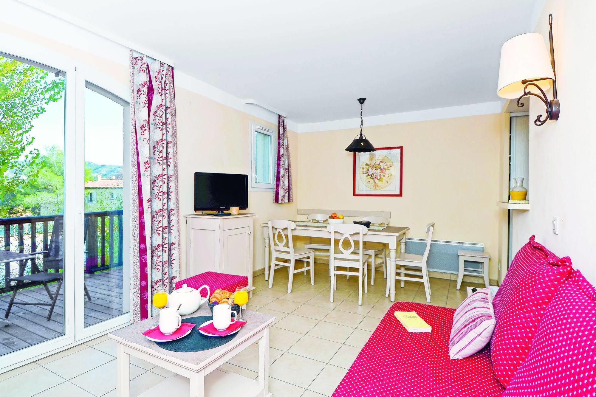 Residence Pierre & Vacances Les Coteaux De Pont-Royal Mallemort Dış mekan fotoğraf