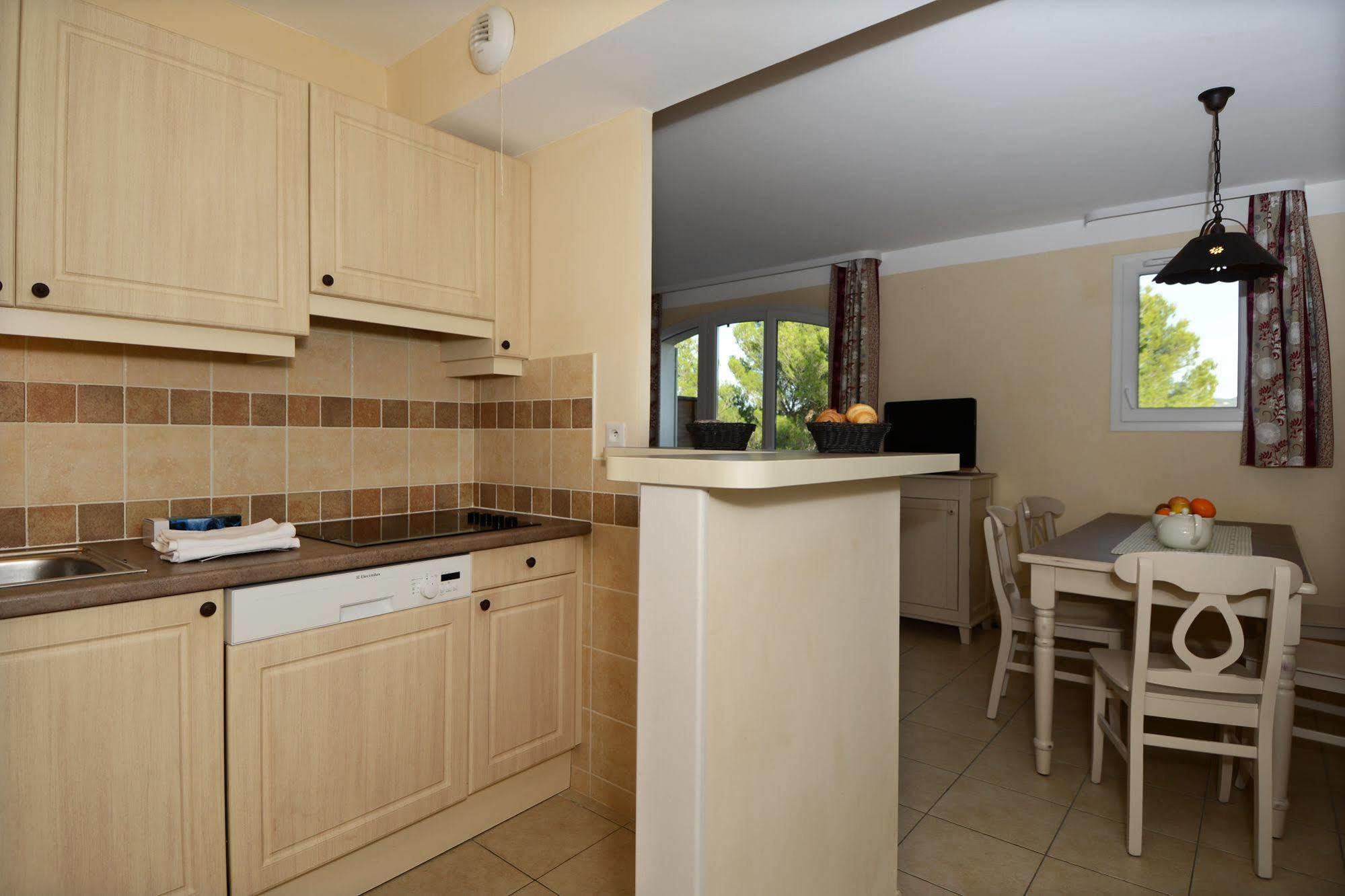 Residence Pierre & Vacances Les Coteaux De Pont-Royal Mallemort Dış mekan fotoğraf