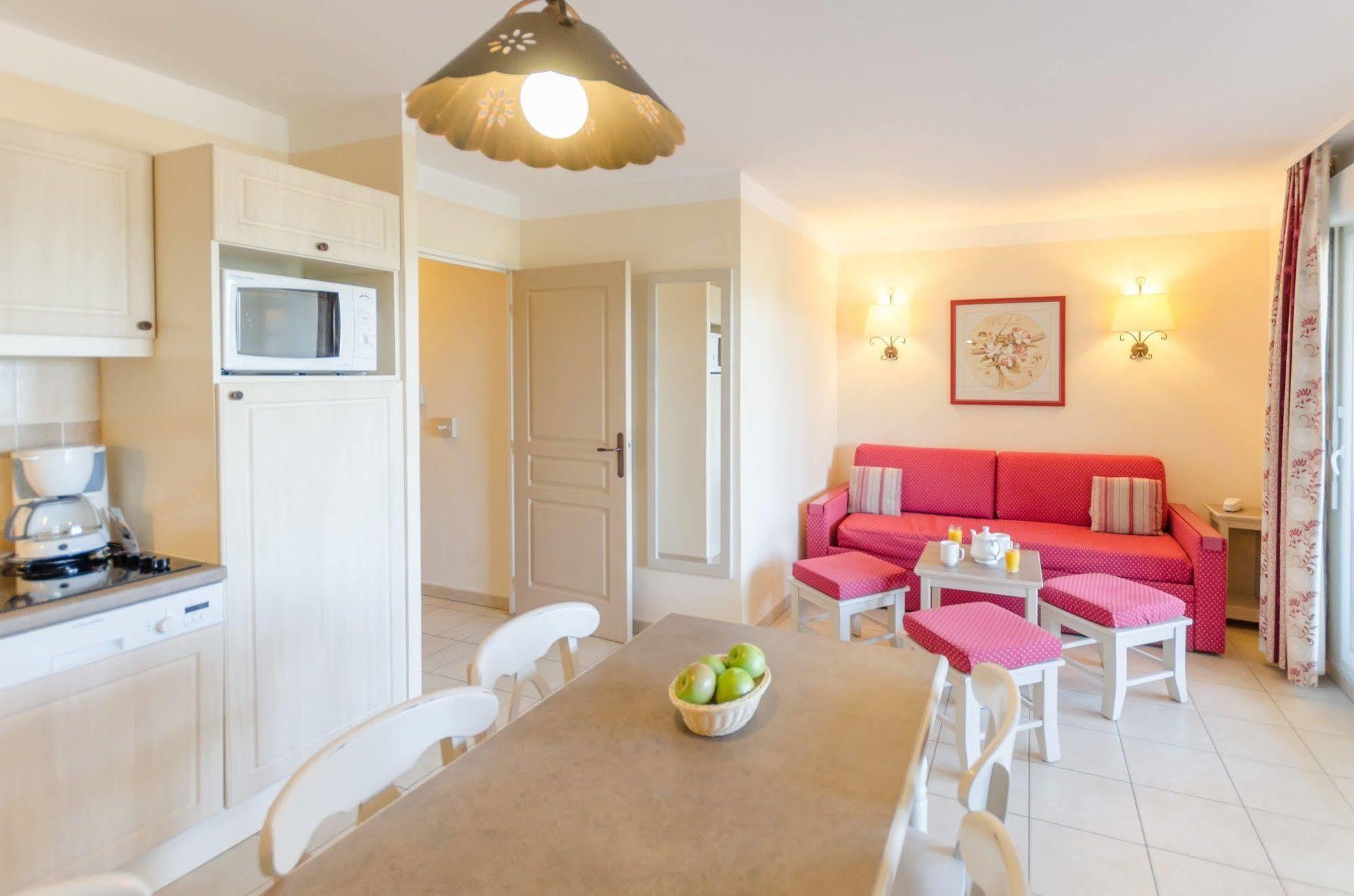 Residence Pierre & Vacances Les Coteaux De Pont-Royal Mallemort Dış mekan fotoğraf